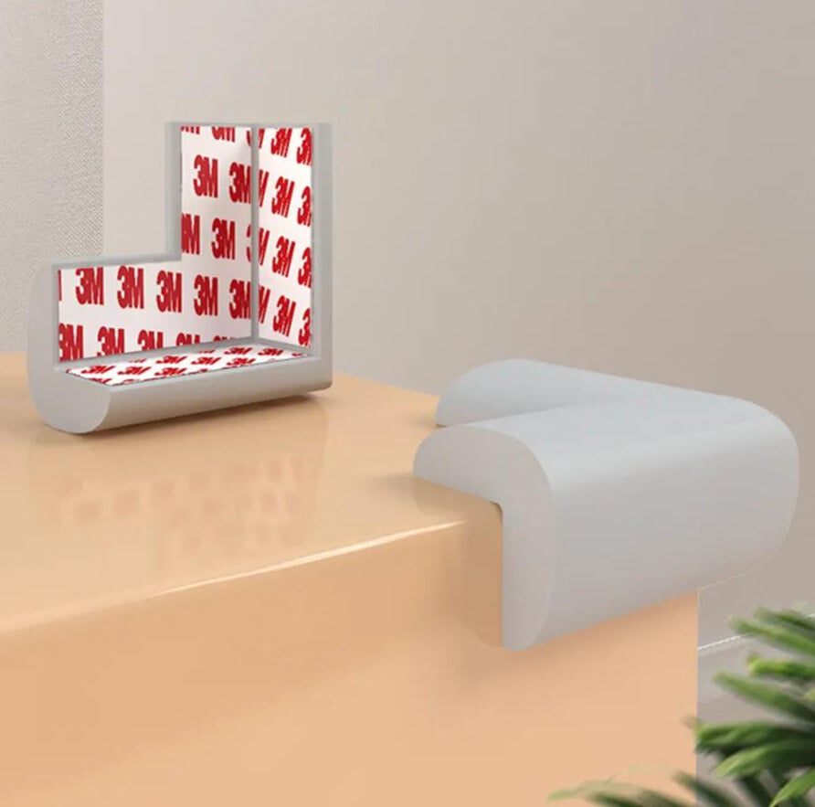 Young Essentials Hoekbeschermer │ Beschermende Hoekkussen voor Tafels, Salontafels en ander meubilair voor extra kind veiligheid - Wit